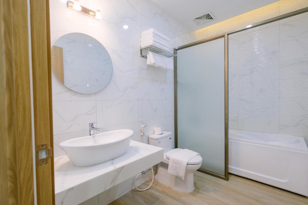 Thuan Phat Hotel Soc Trang Exteriör bild