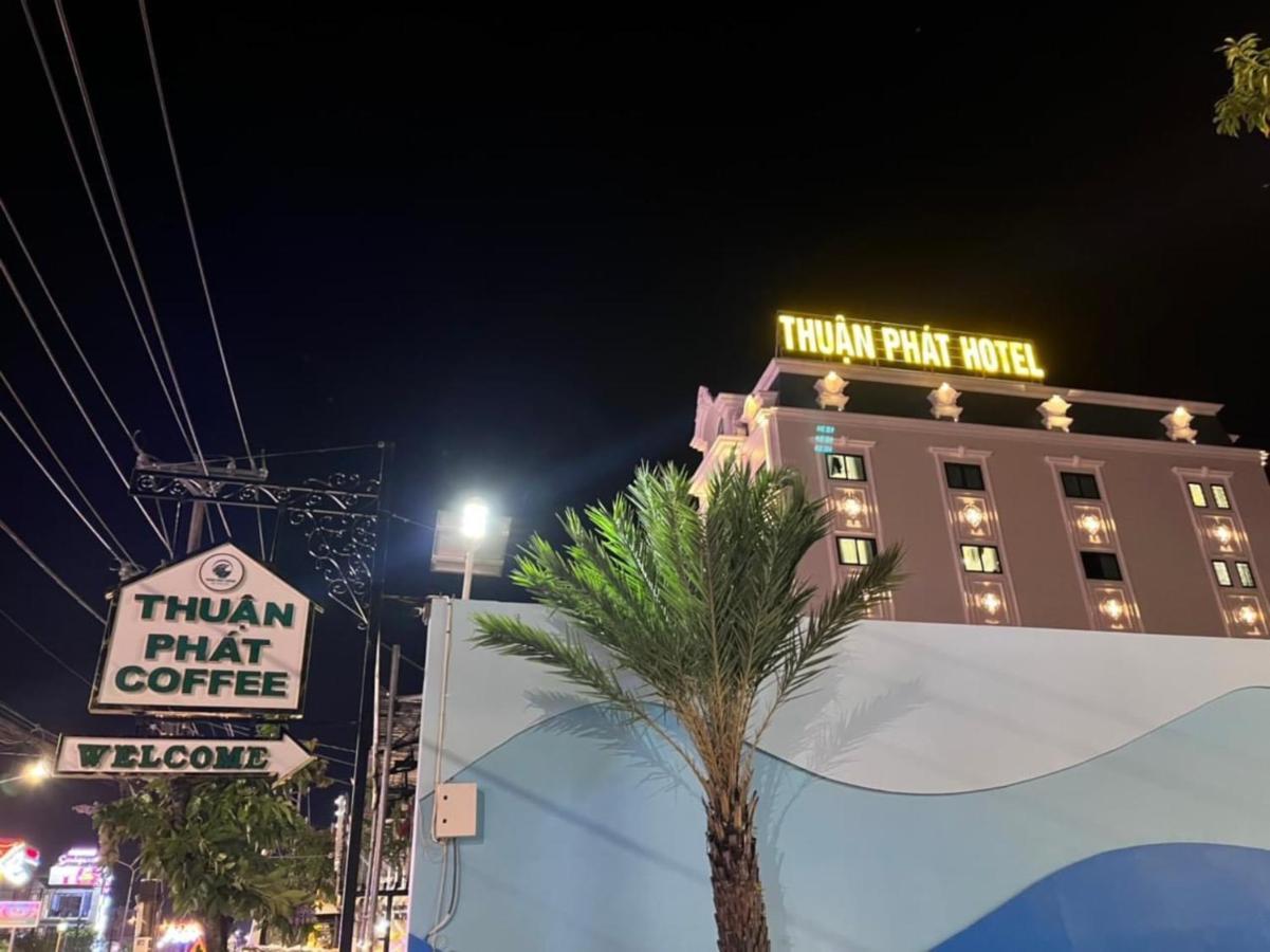 Thuan Phat Hotel Soc Trang Exteriör bild